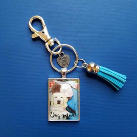 Dog Mom Pendant Keychain
